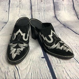 Donald J Pliner Bozza Suede Western Mules 9